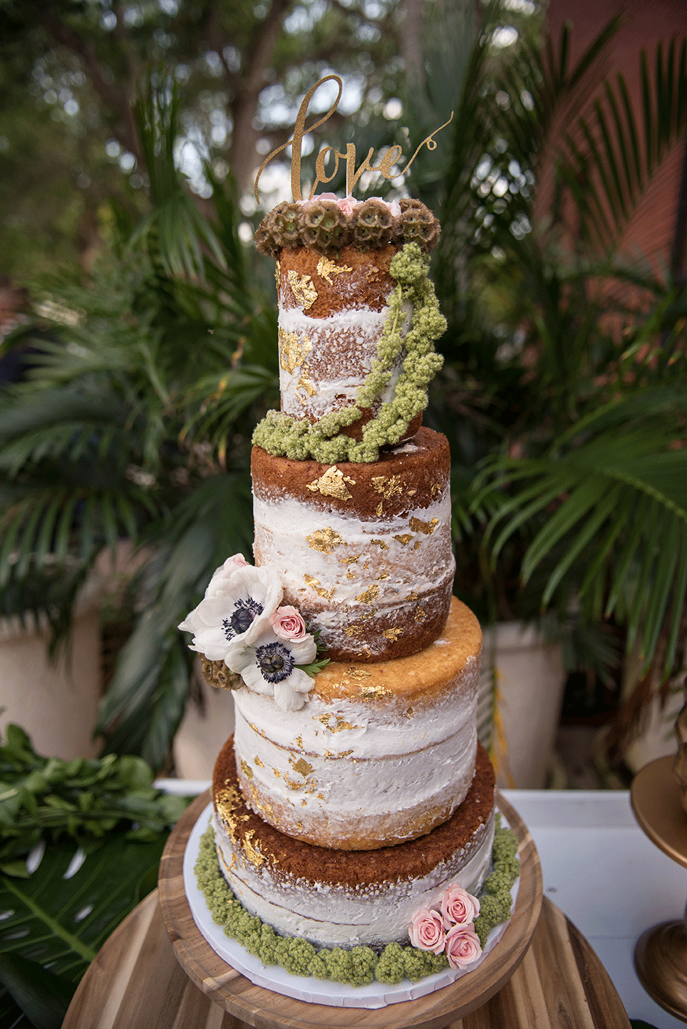 Eggwhites Catering | Miami wedding caterer at Thalatta Estate | Naked wedding cake
