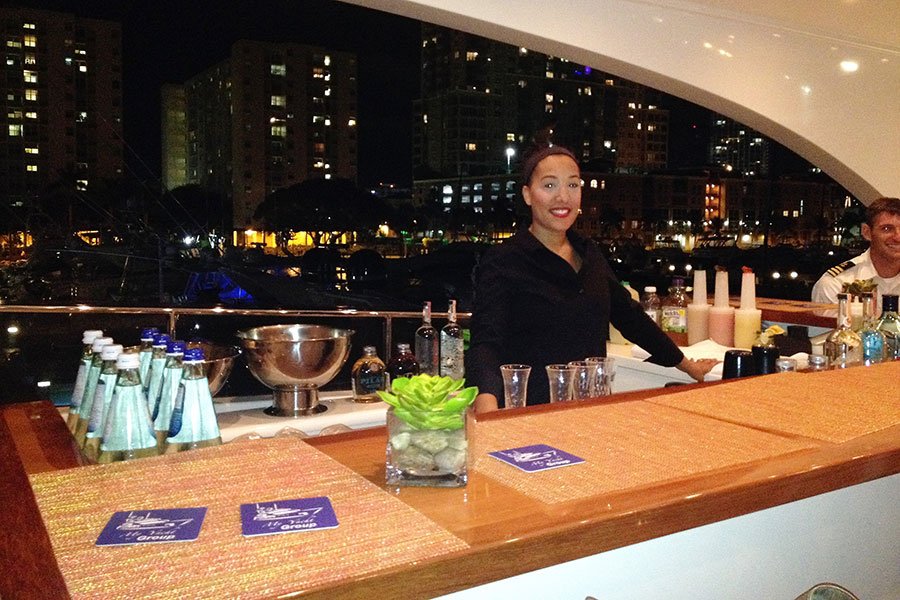 yacht catering | bartender