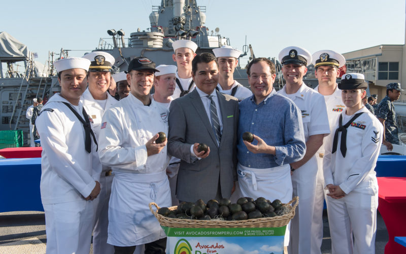 Chef Gary Lampner with Peruvian Avocado Council President Xavier Equilhua and TV Chef Mr. Food with a few of our honored guests at Fleet Week breakfast