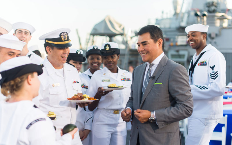 Xavier Equihua, President and CEO of the Peruvian Avocado Commission, greets sailors