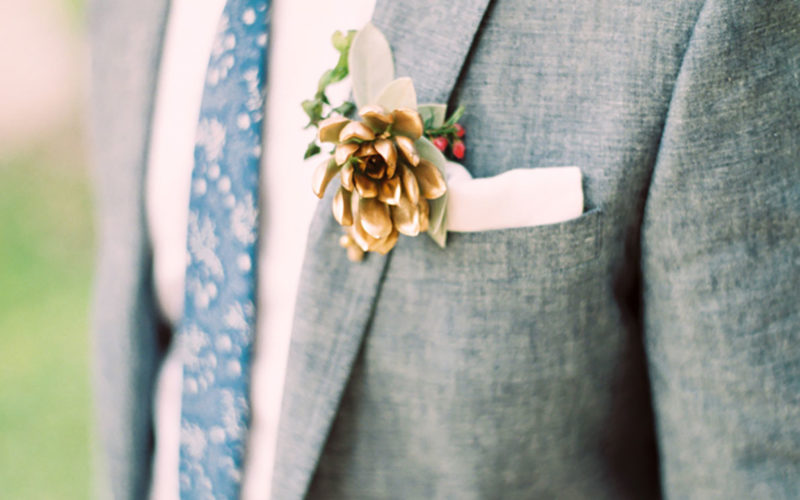 The groom wore a pocket square from his grandfather’s handkerchief collection