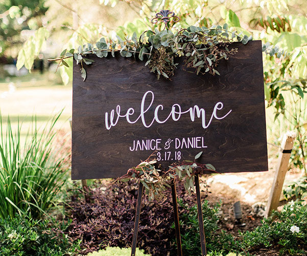 welcome sign | botanical garden miami beach wedding
