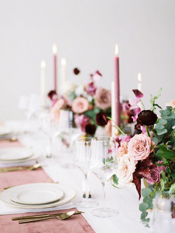 wedding trends 2019 | colored tapered candles