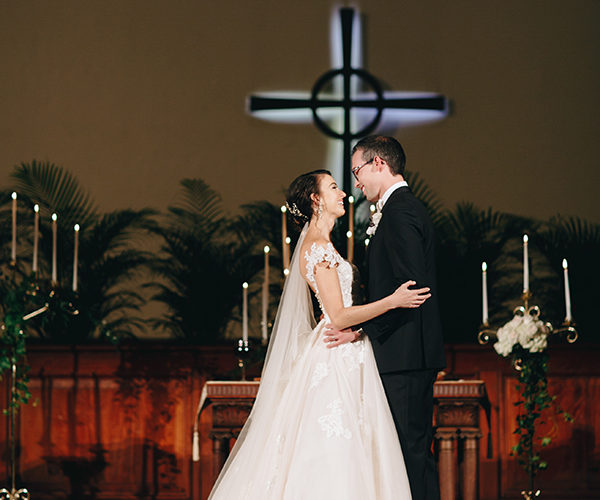 wedding ceremony at First Miami Presbyterian Church | Beautiful churches in Miami for wedding