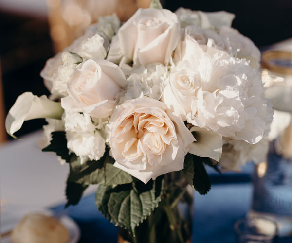 classic pale blush rose centerpiece | beautiful churches in miami for wedding