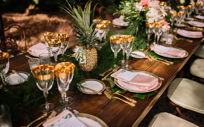 tropical wedding table decor