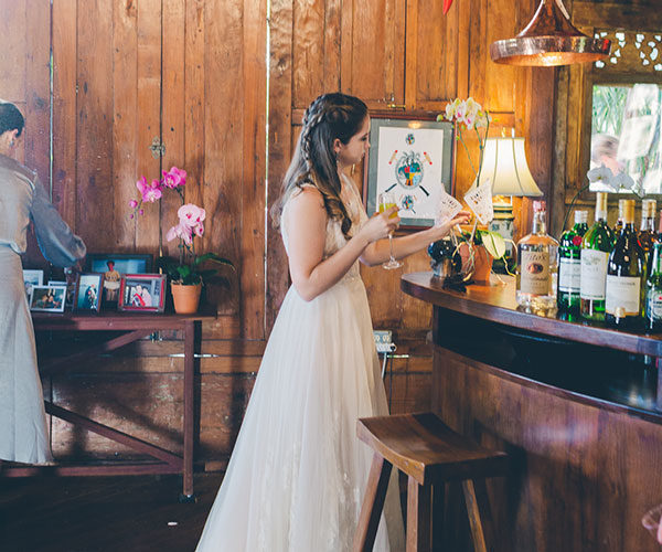 west palm beach wedding venues | bride at idlewild furnishings