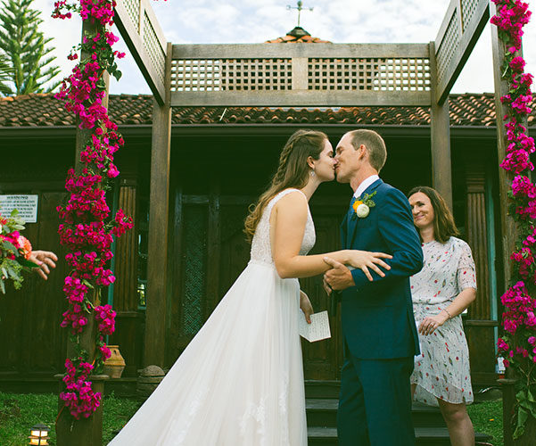west palm beach wedding venues | first kiss at idlewild furnishings