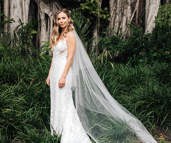 bride at bonnet house wedding