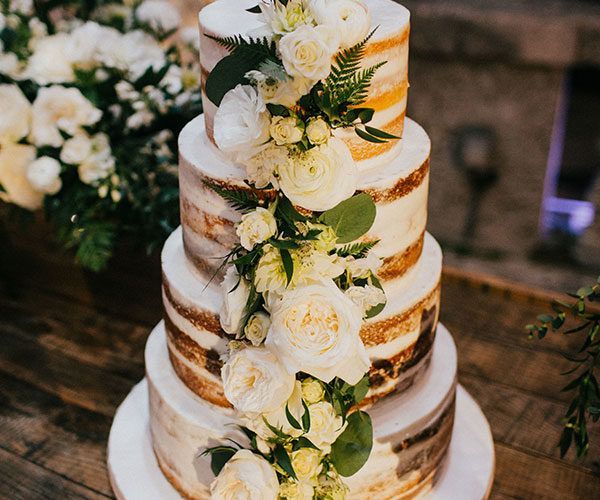 vizcaya garden wedding | wedding cake