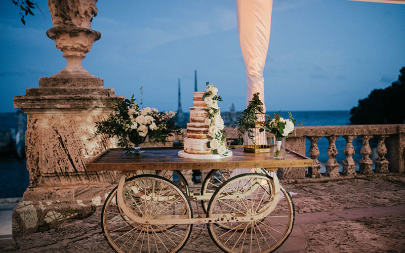 vizcaya garden wedding | wedding cake on cart