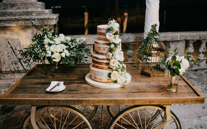vizcaya garden wedding | wedding cake on cart