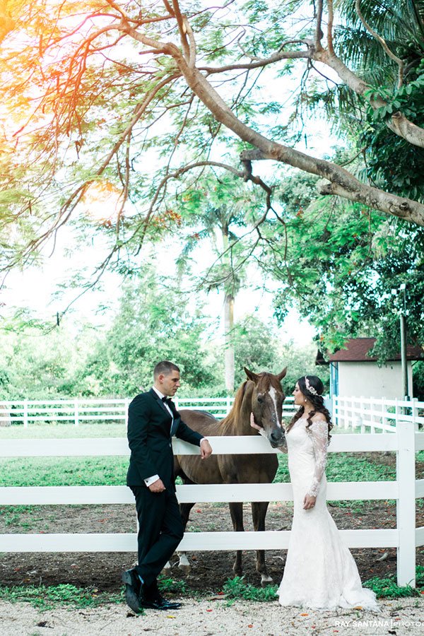 catering redlands | the historic walton house wedding couple