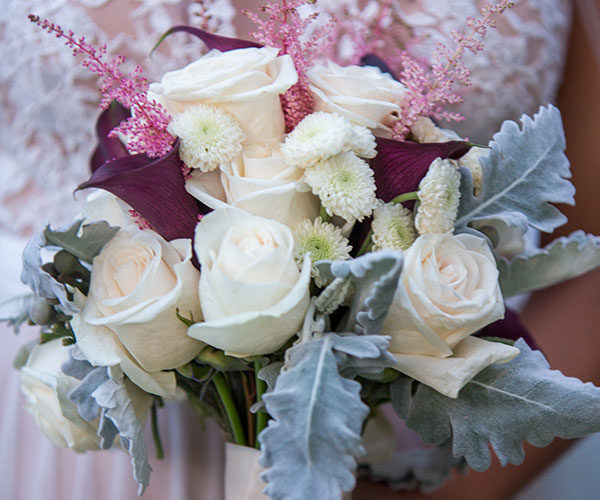 miami beach botanical garden weddings pictures | bridal bouquet
