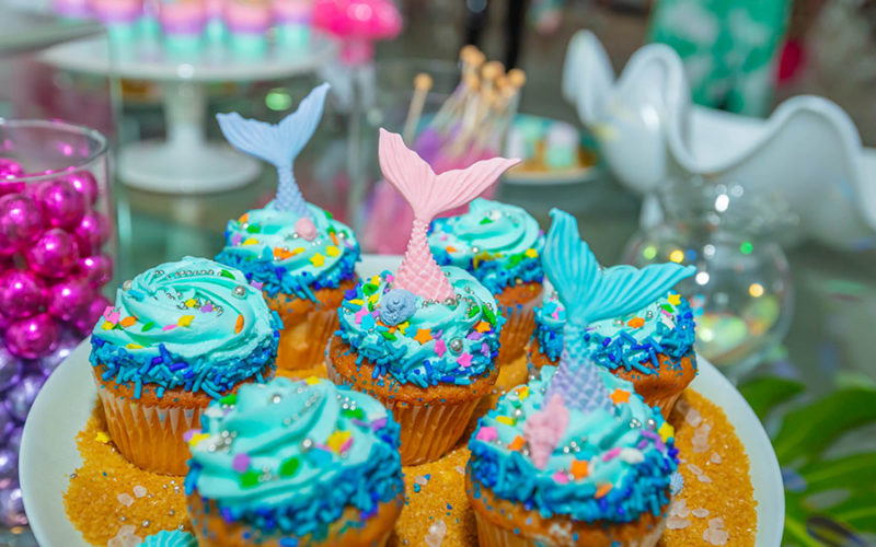 Shein pop up shop | mermaid cupcakes