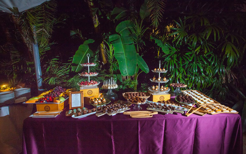 botanical garden miami beach wedding | sweets table