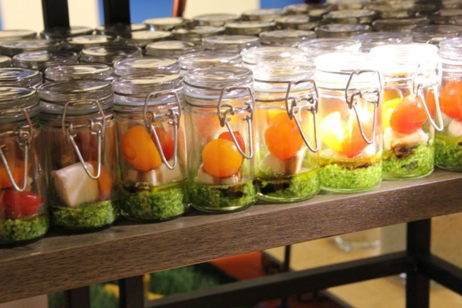catering for holiday parties | caprese in mason jars