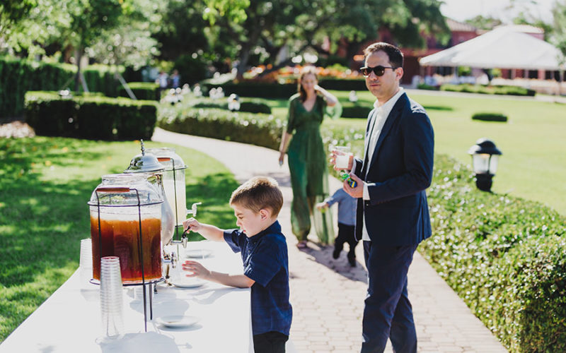 thalatta estate wedding pictures | welcome drink station