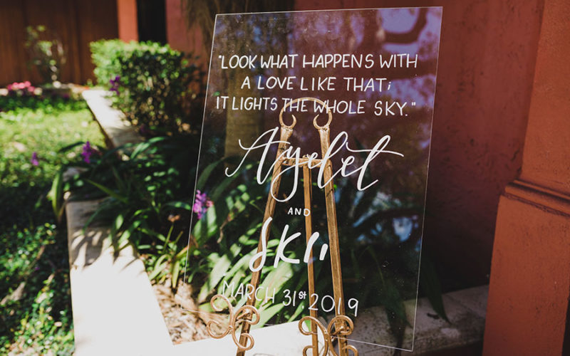 thalatta estate wedding pictures | wedding sign