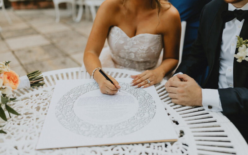 Vizcaya wedding Miami | Caroline and Marc | ketubah signing